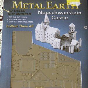 METAL EARTH NEUSCHWANSTEIN CASTLE AUTHENTIC MUSEUM QUALITY LASER CUT REPLICAS